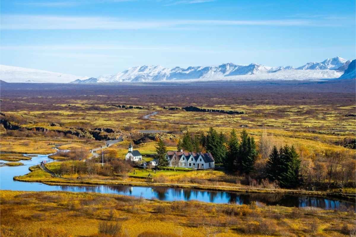 Camping en el Círculo Dorado: Parque Nacional de Thingvellir Parque Nacional de Thingvellir a media temporada