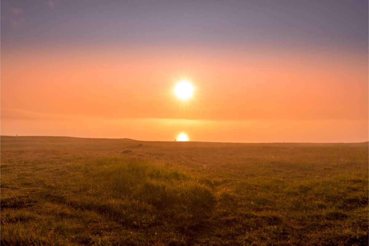 Parcourir le Diamond Circle en été Soleil de minuit dans le nord de l’Islande