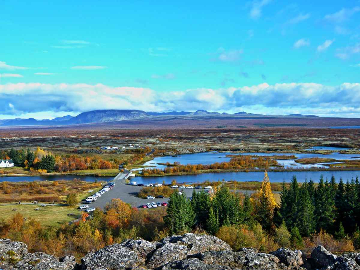 Area di parcheggio nel parco nazionale &THORN;ingvellir
