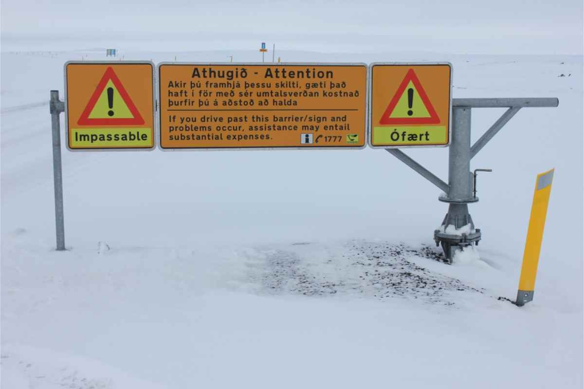 Strada chiusa in Islanda a causa delle condizioni meteo